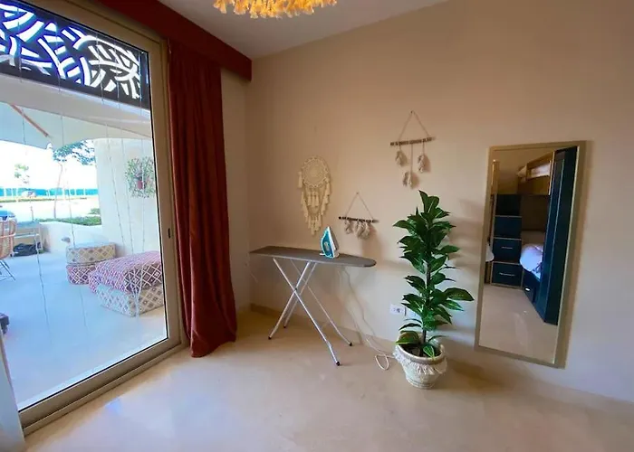 Glamorous 2br/ Free & Pool Access @ Mangroovy, El Gouna Daire